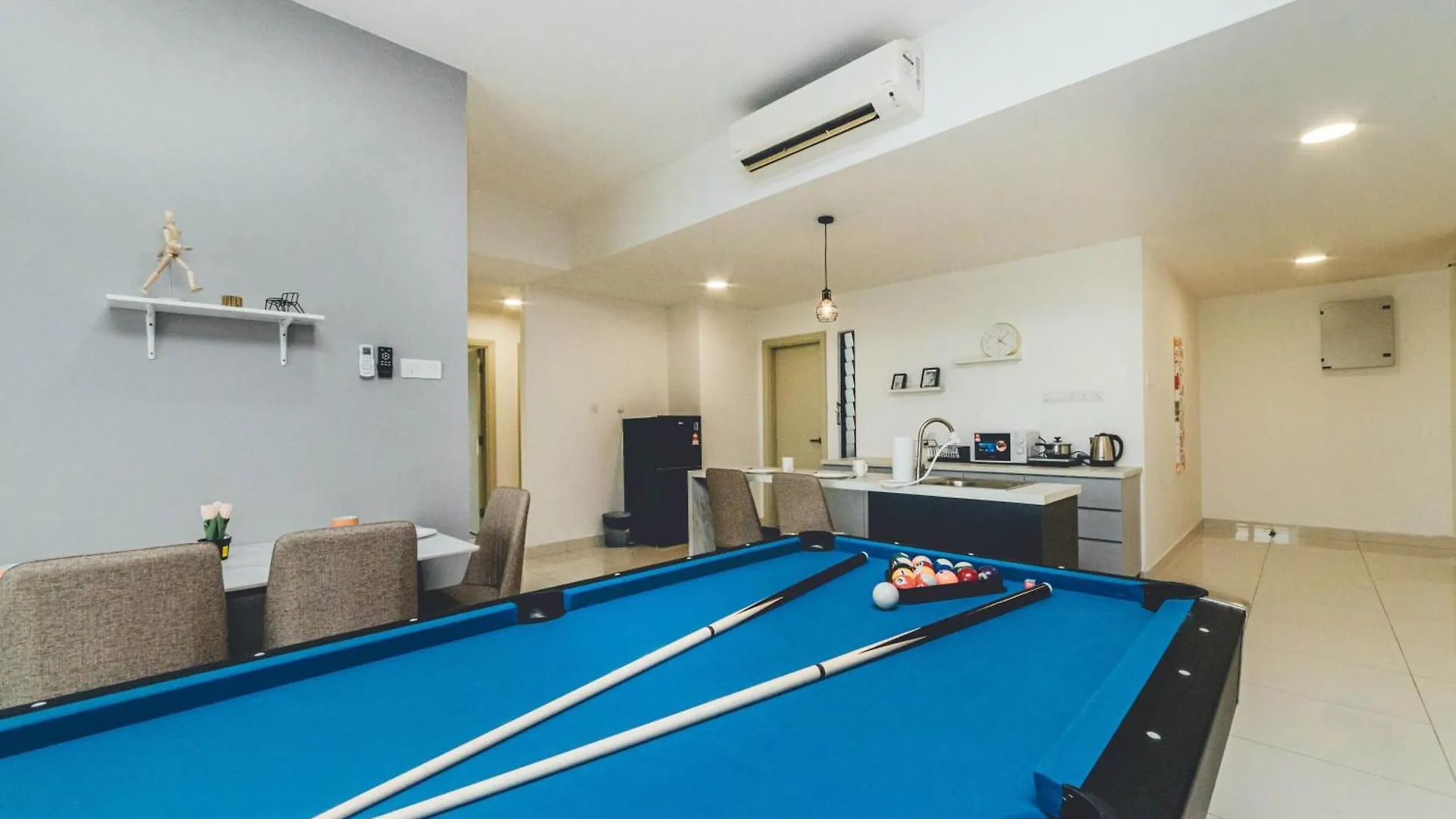 Mosaic Playhouse 3Br W Bathtub Pooltable Midvalley By Our Stay Johor Bahru Apartment